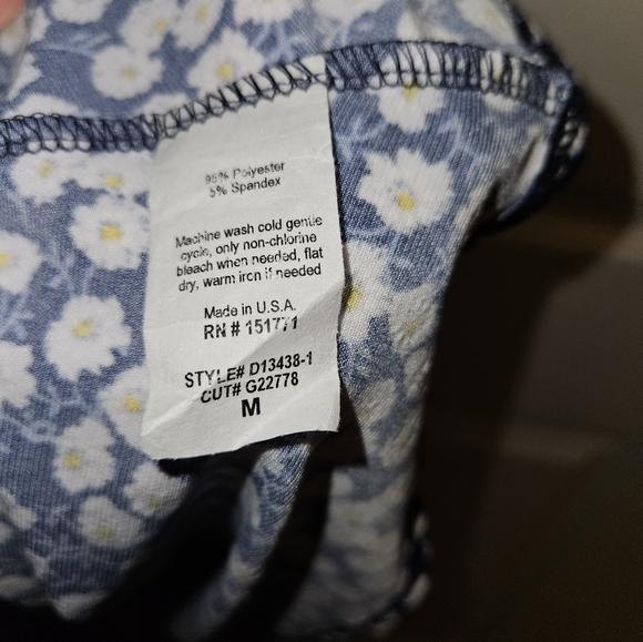 G.I.L.I Dress Size Medium/Large - Picture 6 of 8